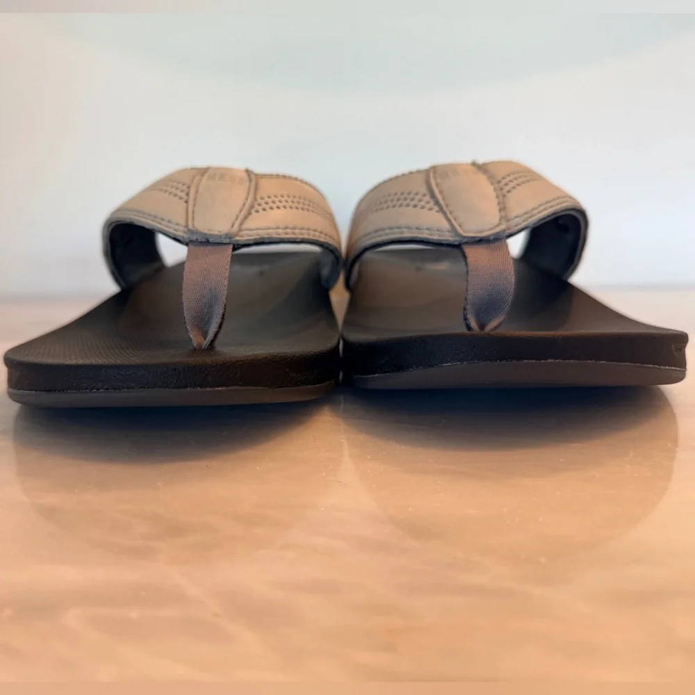 Reef men’s leather